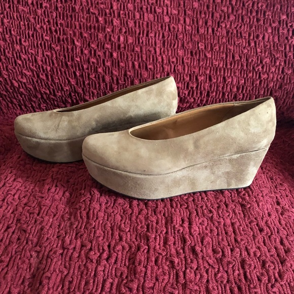 Never worn Canapé tan suede platform shoes. Made in Italy Size 7.5 (38). $80.00 - Picture 2 of 4